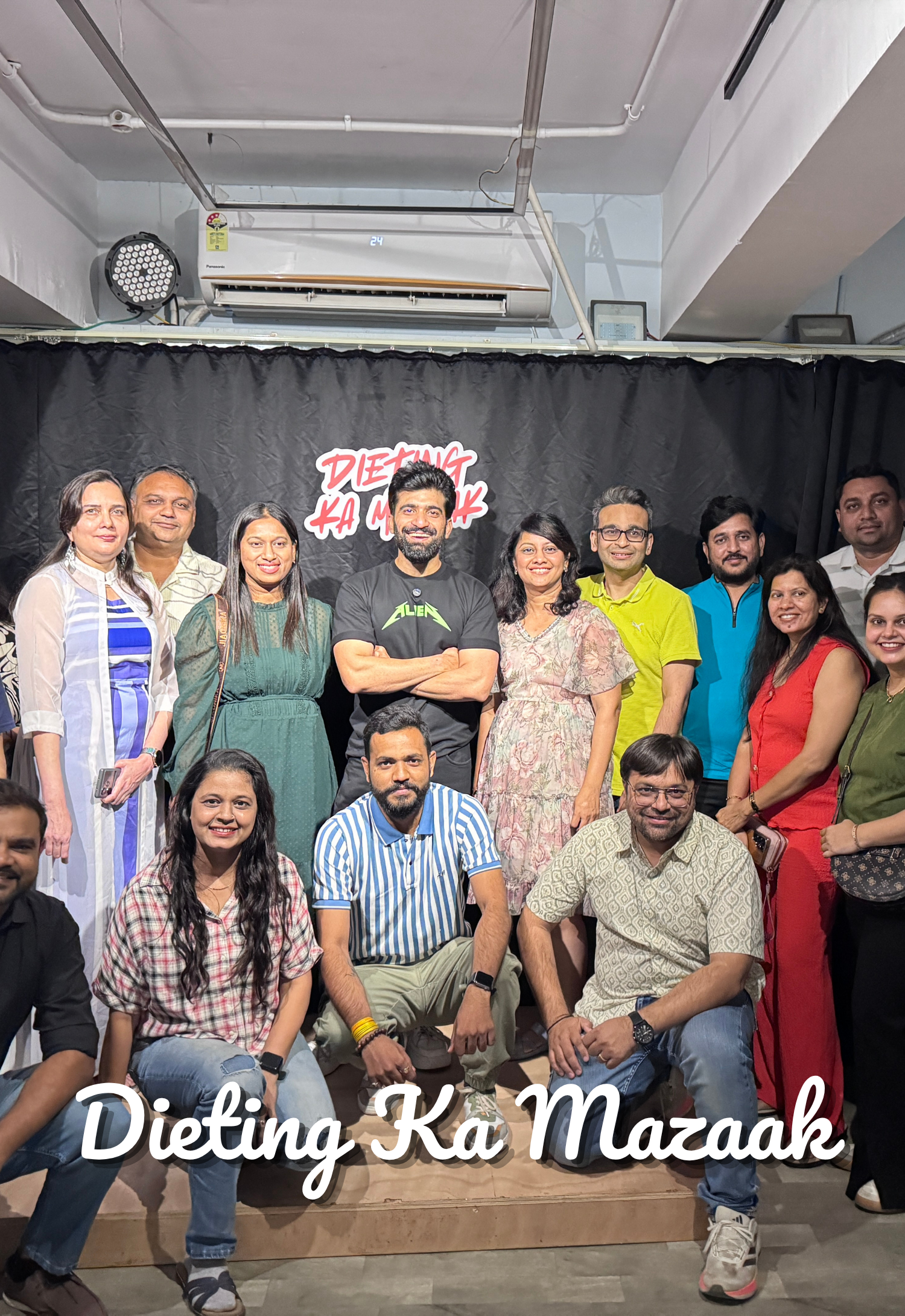 Dr Umesh Wadhavani conducting Dieting Ka Mazaak corporate session combining stand up comedy and health edutainment for workplace wellness and practical nutrition awareness